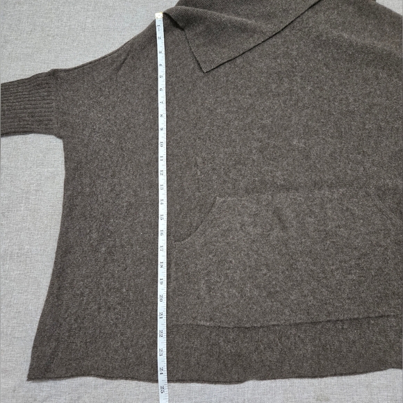 Aqua Cashmere Poncho Pullover Sweater w/ Pouch Split Neck 3/4 Sleeve Size Medium - Picture 6 of 7